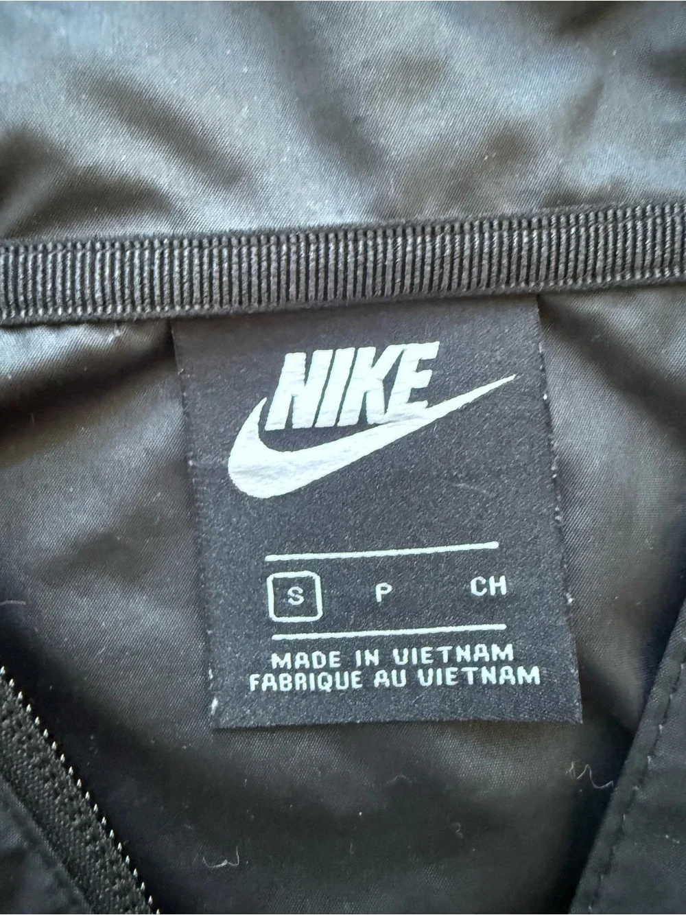 Nike Windrunner Long Black Jacket Size Small